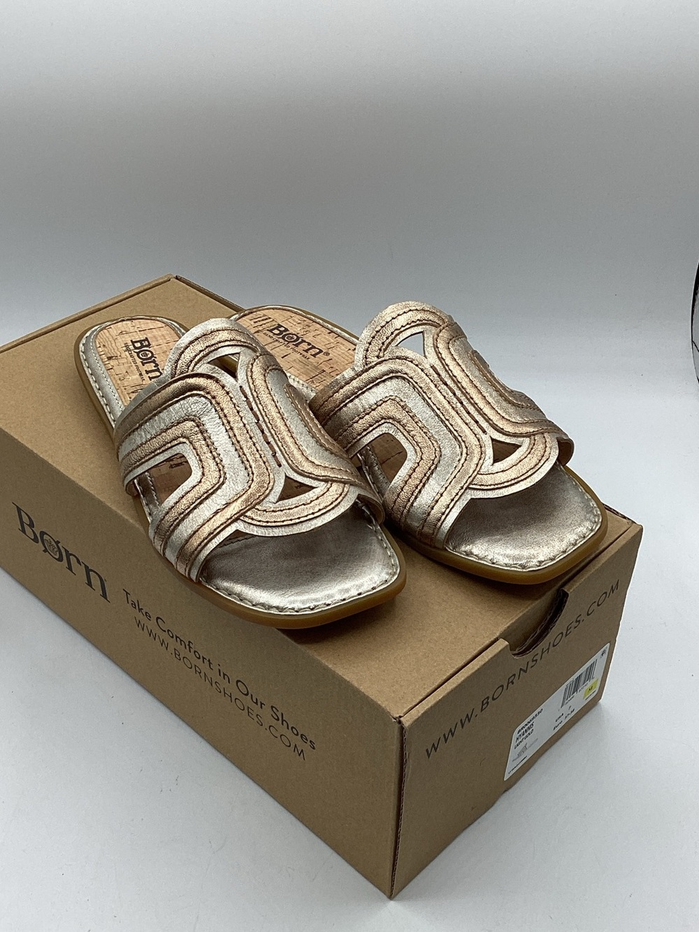 Born Hyannis light Gold  Slide Mules
NWT